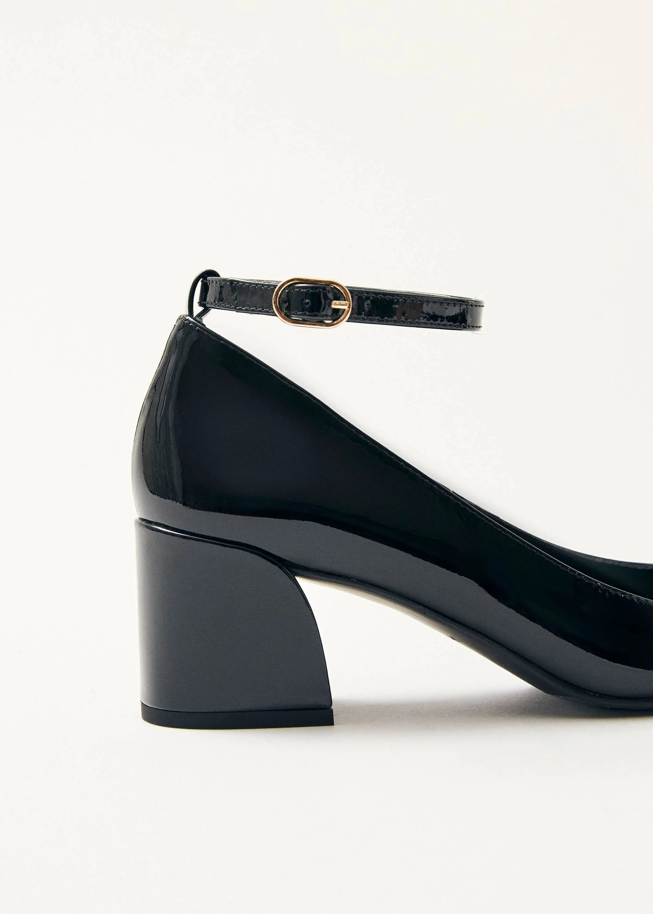 Antoine Onix Black Leather Pumps