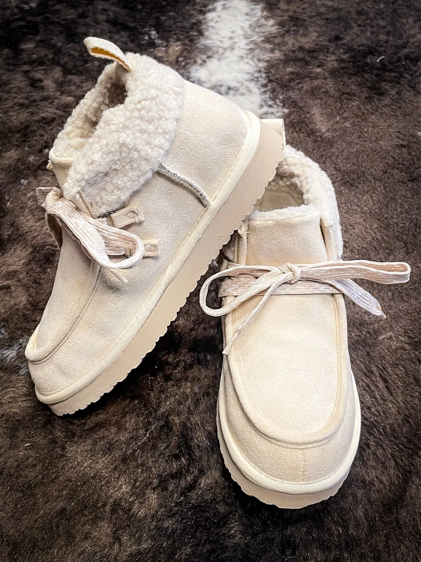 Cherilyn Fur Lined Ankle Bootie in Cream By Very G