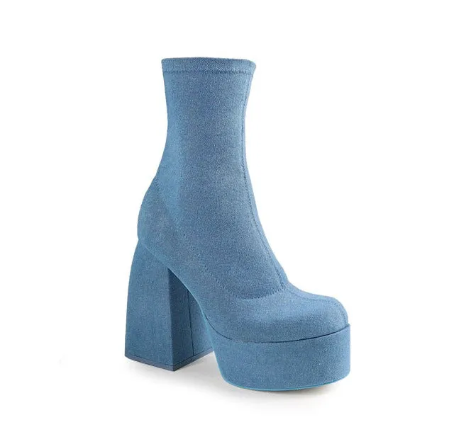 Closed Toe Chunky Platform Bootie Sukki-4 Liliana
