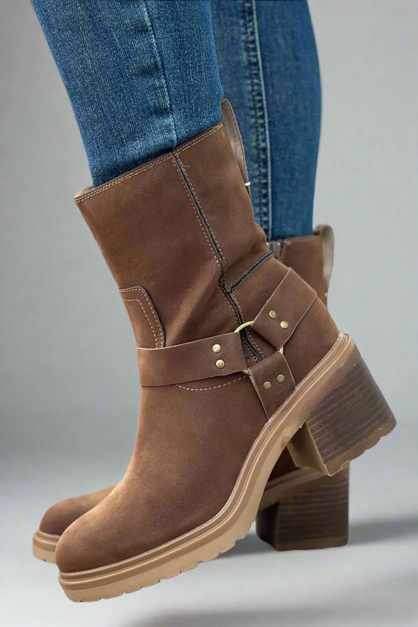 Clyde Moto Ankle Boots - Coffee