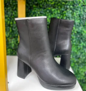 Corkys Black Slug Bug Ankle Boots
