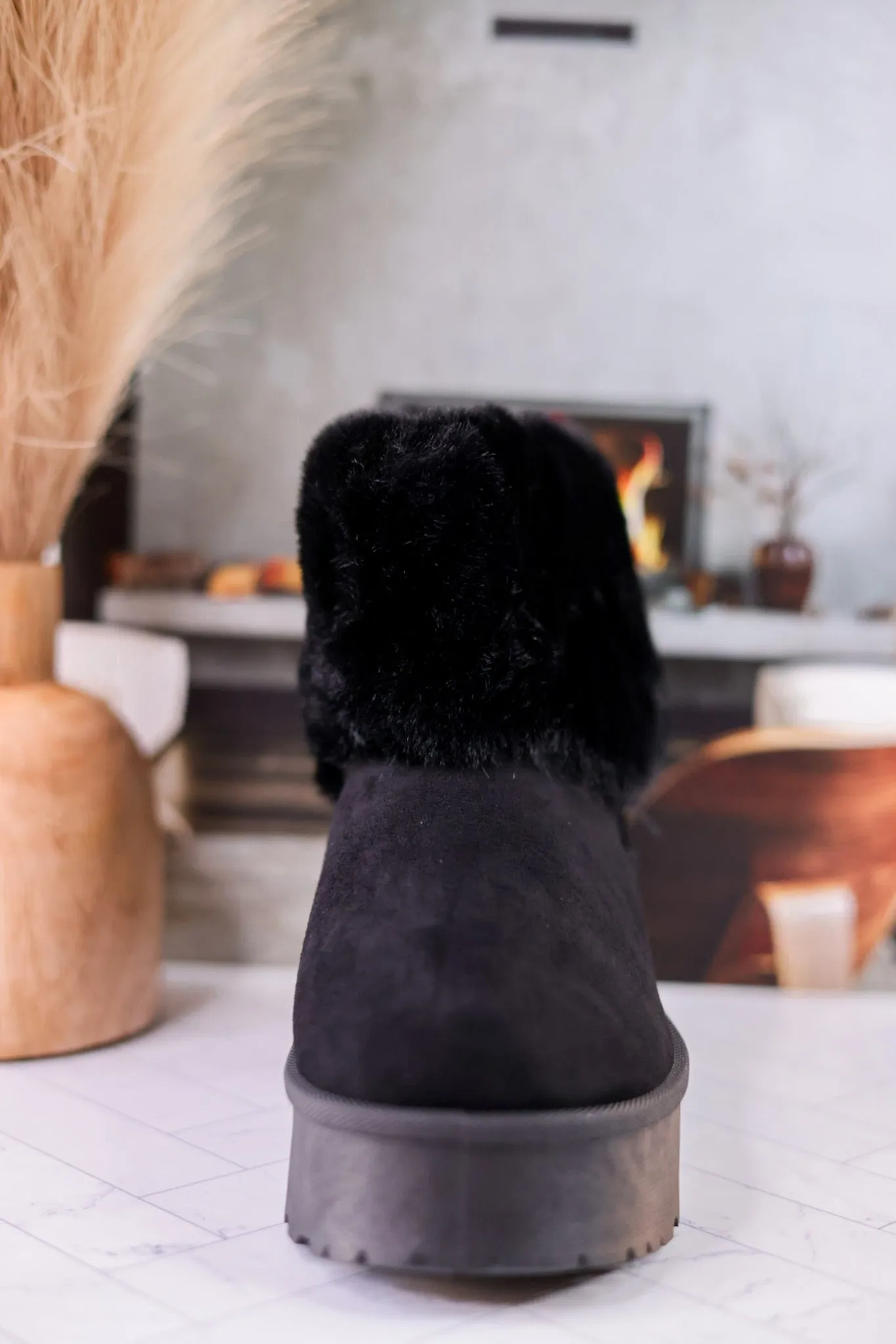 Everlie Black Faux Fur Booties