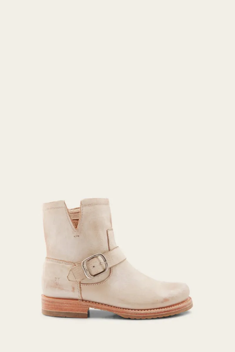 FRYE VERONICA DISTRESSED  LEATHER BOOTIES