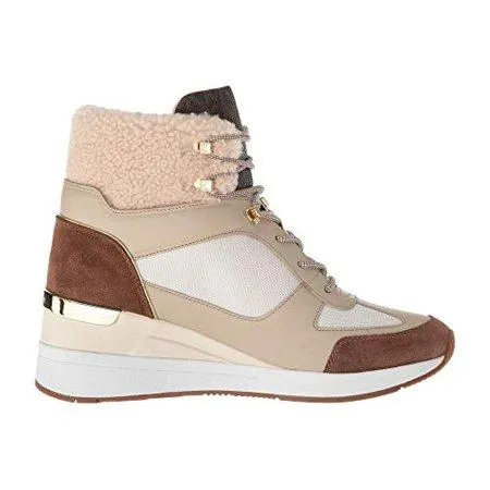 Liv Wedge Booties
