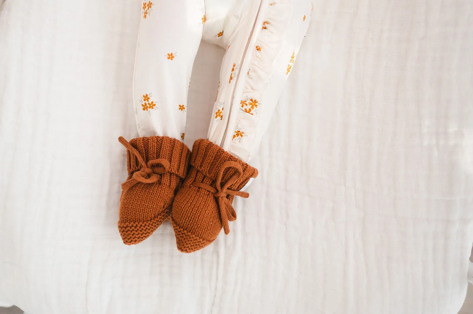 Organic Knit Booties - Caramel