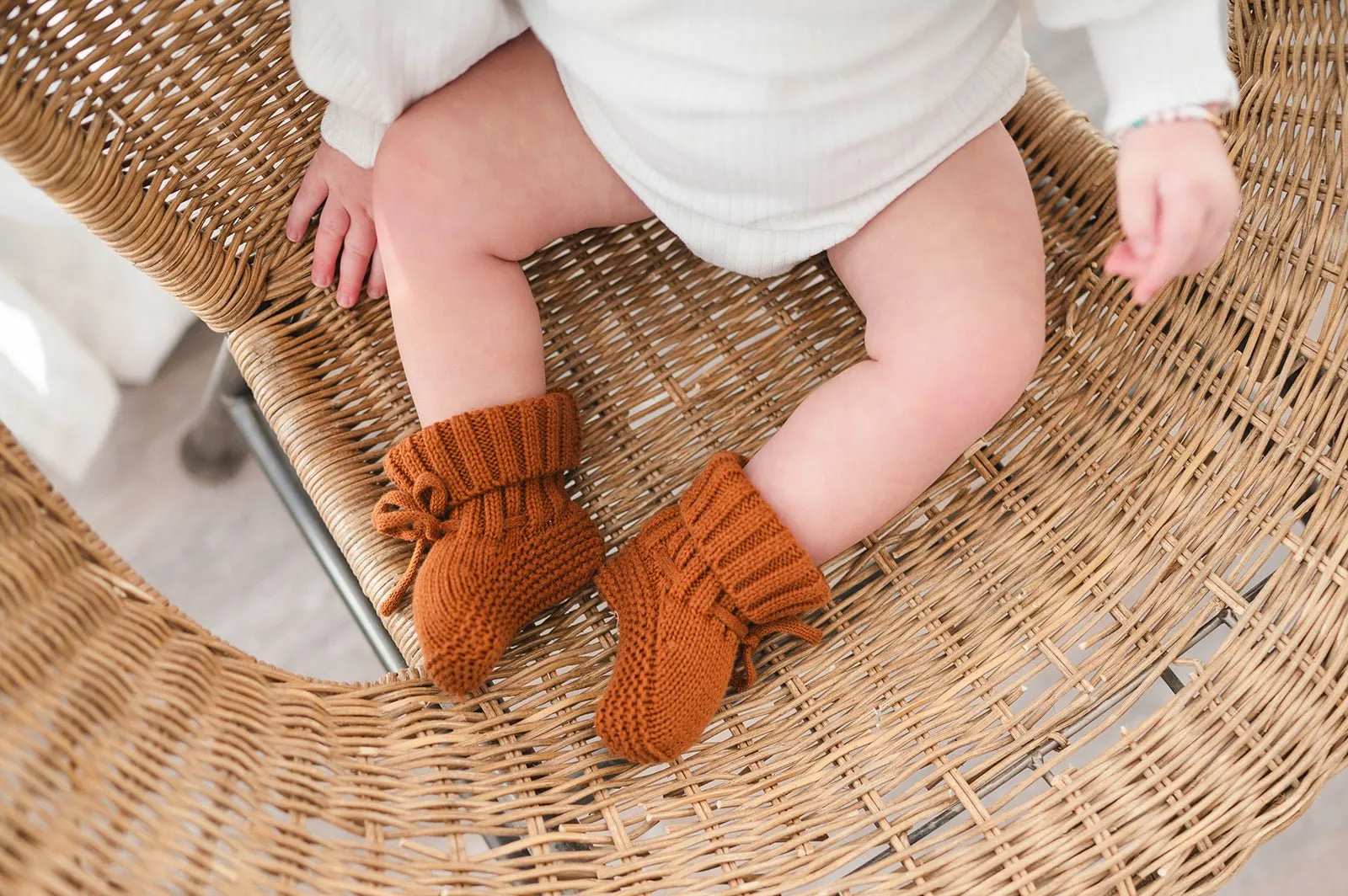Organic Knit Booties - Caramel
