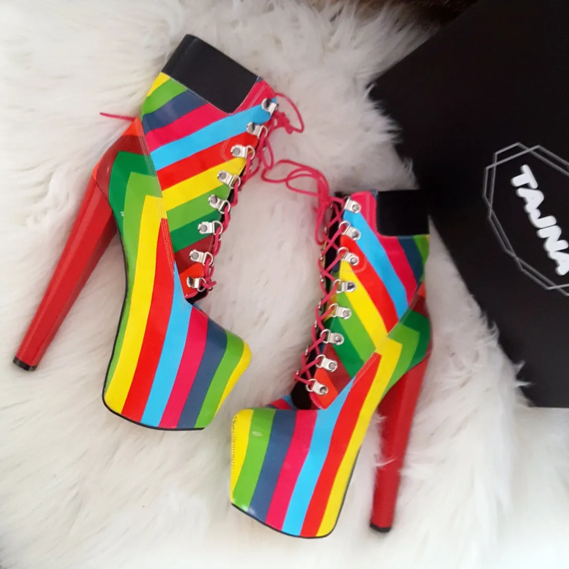 Rainbow Timber Style Lace Up Boots