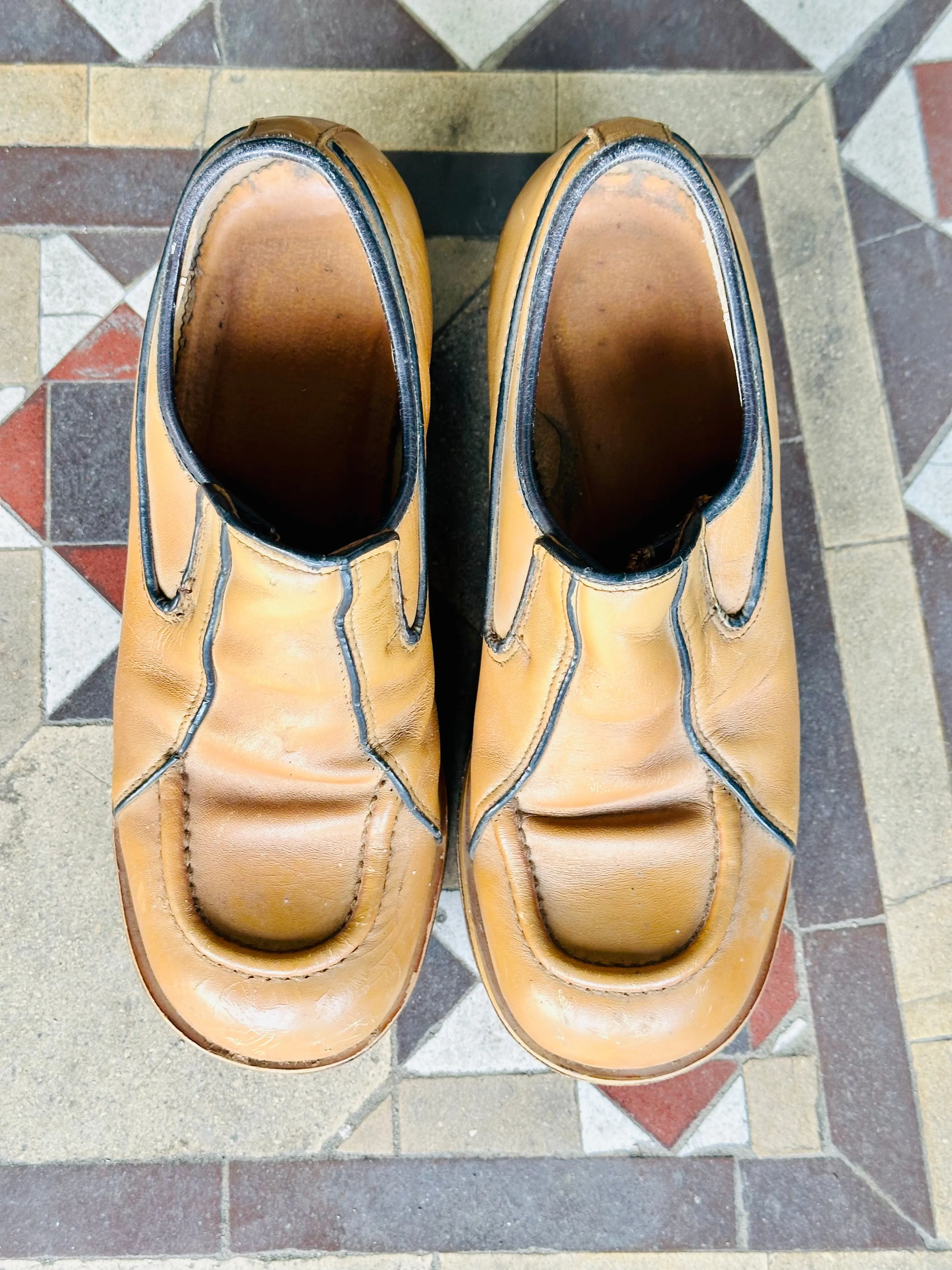 Rare Tan Leather 70s Platform Shoes
